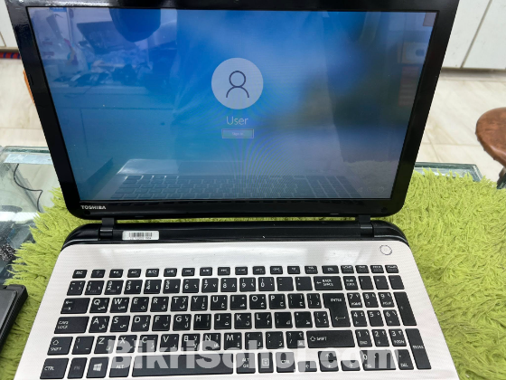 Toshiba , Core i5 ,128GB SSD, 4gb-Ram, 5th Gen, 15.6